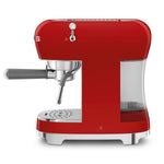 Red Smeg Espressomaschine ECF02RDEU with sleek design, detachable cup holder, and stainless steel finish.