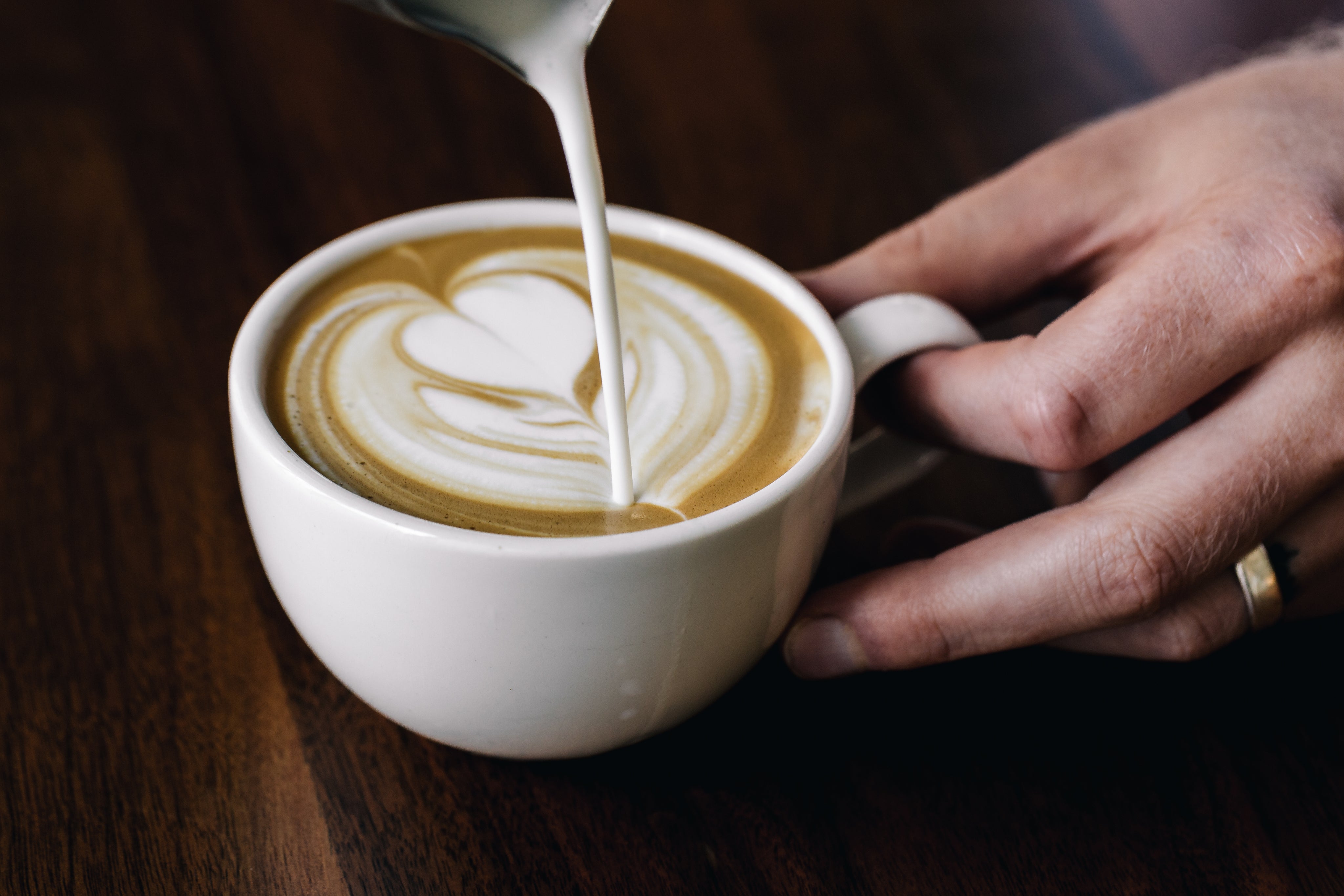 Bialetti Exclusive Moka Express Induction Cream 3 Cups – La Barista
